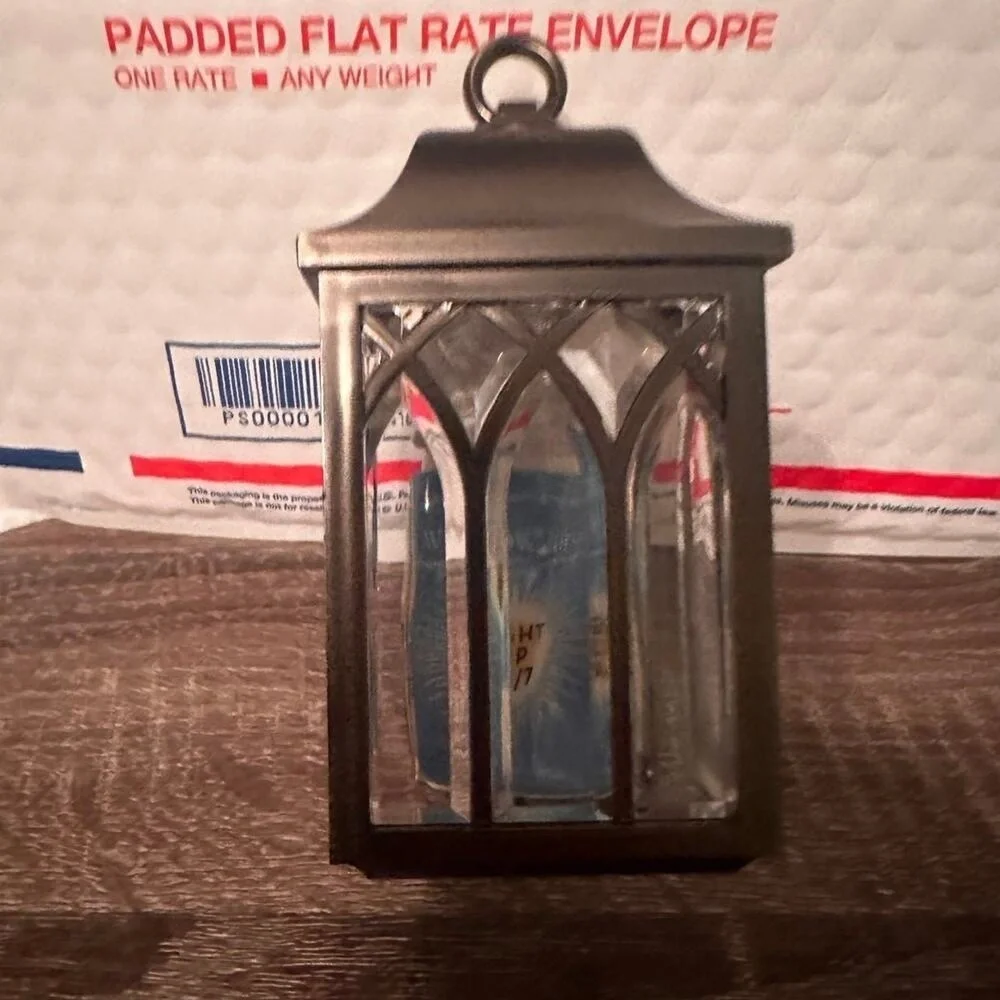 Bath and Body Works Wallflowers Plug Lantern Bronze Nightlight